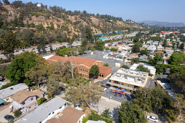 Aerial of Dorris Place Elementary School