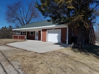 5972 State Road 60, Hartford, WI 53027