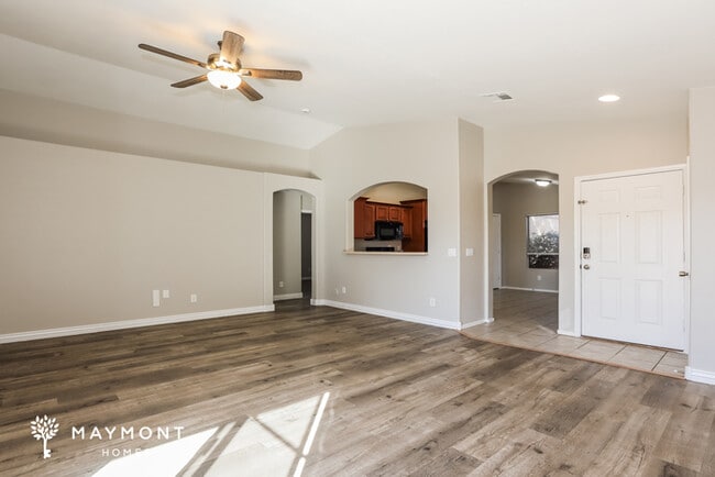 1906 S Valley Dr, Apache Junction, AZ 85120 - photo 3