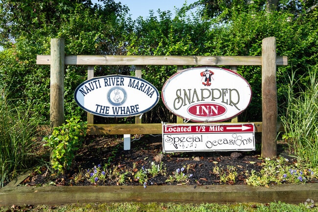 The Wharf and The Snapper Inn are two local favorites.