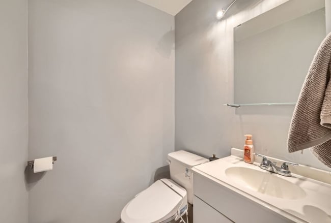 953 N Rohlwing Rd unit 201a Unit 201a, Addison, IL 60101 - photo 6