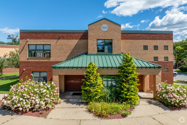 Franklin Elementary School is a public school in Franklin, CT serving students in grades PK-8.