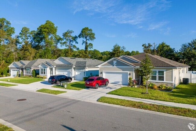 Eagle Bend offers a wide variety of 21st-century single-family homes.