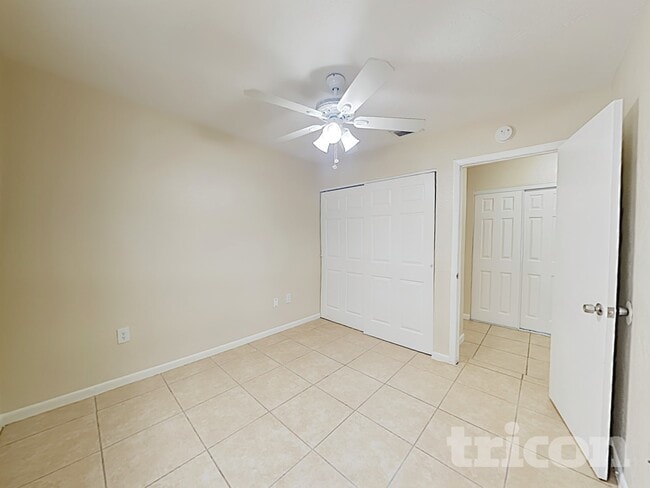 900 Watt Cir, Deltona, FL 32738 - photo 2