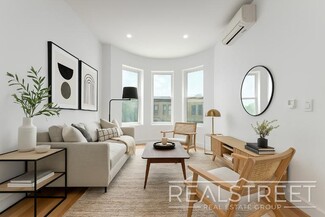 60-79-79 70th St Unit 3, RIDGEWOOD, NY 11385