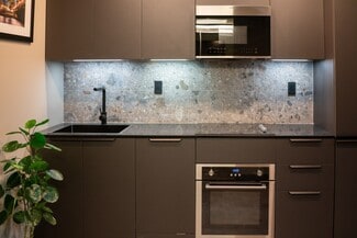 275 Pearl St, Hartford, CT 06103