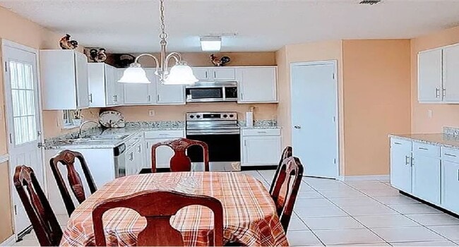 8733 Polo Dr, Fort Worth, TX 76123 - photo 3