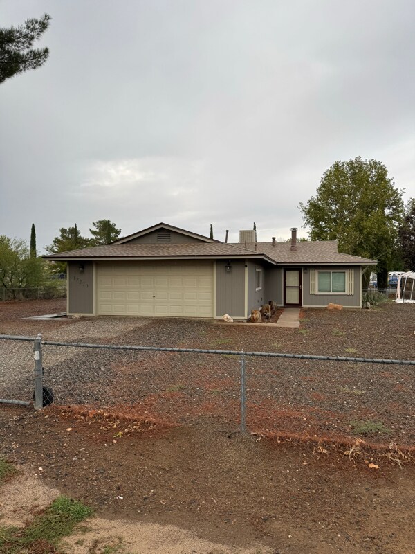 17270 E Peach Tree Rd, Mayer, AZ 86333