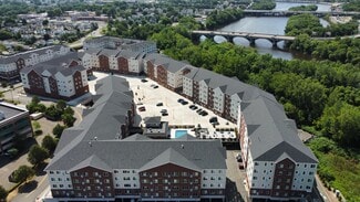 300 Riverfront Blvd, Elmwood Park, NJ 07407