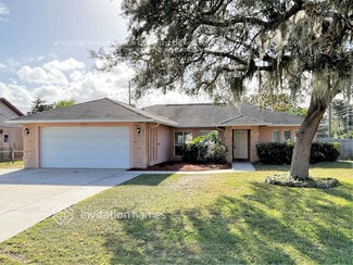 3004 Juniper Dr, Edgewater, FL 32141