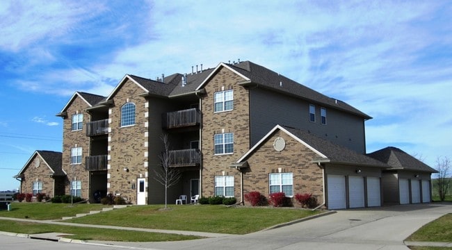 60 E Jefferson St unit 6, North Liberty, IA 52317 - photo 2