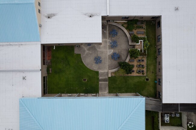 The courtyard of the Alice B. Landrum Middle School.