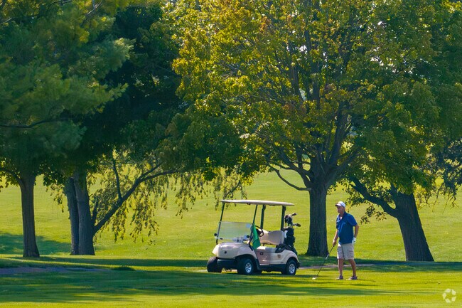 LaSalle features a number of golf courses for residents to enjoy.