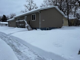 1800 S Grange Ave, Sioux Falls, SD 57105