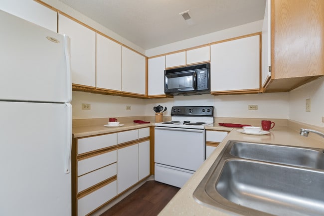 Tree Top Ridge Apartments, Battle Creek, MI 49015 - photo 4