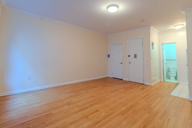 321 E 51st St unit 2, New York, NY 10022 - photo 5