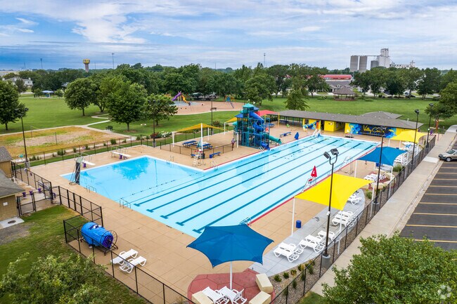 Lions Park offers a large community swimming pool in Valley Center.