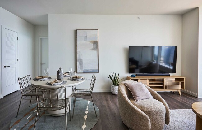 1000 S Michigan Ave unit FL60-ID1287551P, Chicago, IL 60605 - photo 4