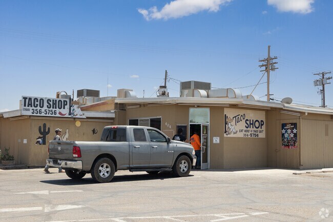 Holtville Taco Shop is a popular eatery.