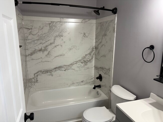 395 E 13th Ave unit 2, Columbus, OH 43201 - photo 6