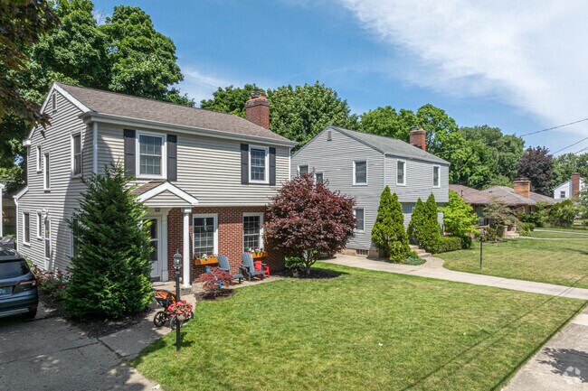 Garfield Park features colonial homes and a variety of other styles.
