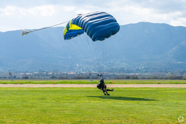 Experience the ultimate adrenaline rush at Skydive Elsinore in Lakeland Village.