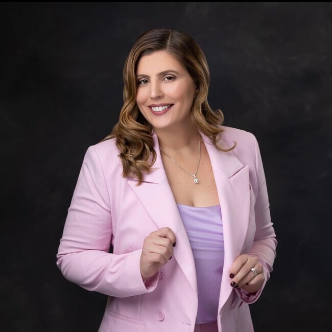 Agent Photo