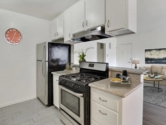 3585 S Centinela Ave, Los Angeles, CA 90066