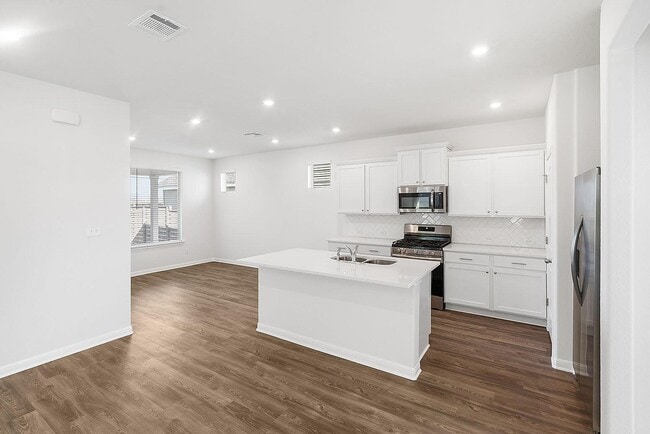 186 Weaver Ln, Bastrop, TX 78602 - photo 3