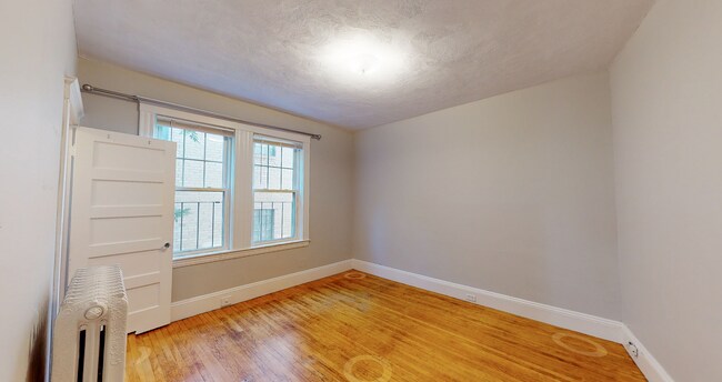 8A Forest St unit 4, Cambridge, MA 02140 - photo 5