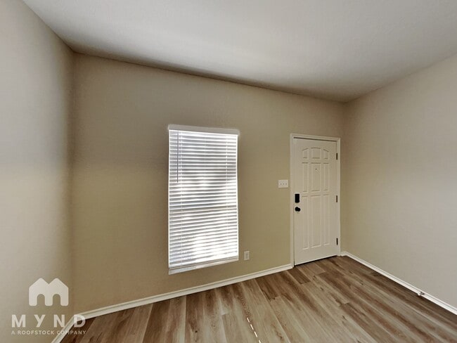 10407 Lupine Canyon, Helotes, TX 78023 - photo 3