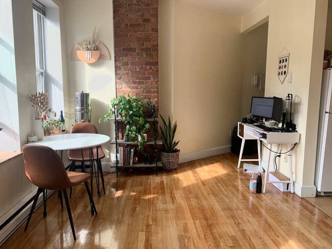 26 Fenway unit 5, Boston, MA 02215 - photo 5