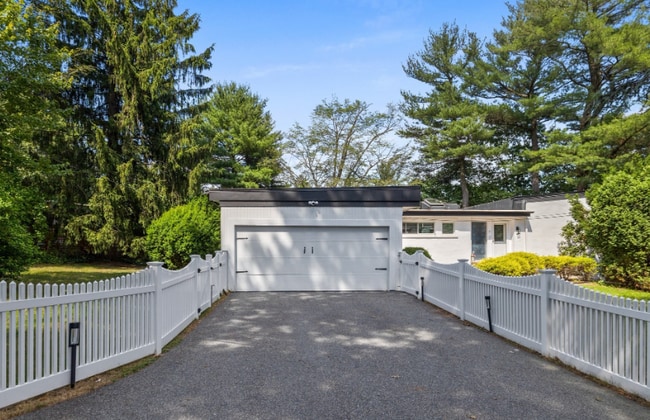 11 Patterson Rd, Lexington, MA 02421 - photo 2