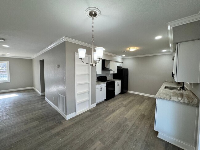 2726 Highland Cir unit 2, Kodak, TN 37764 - photo 7