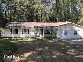 992 Rampart Place, Stone Mountain, GA 30088