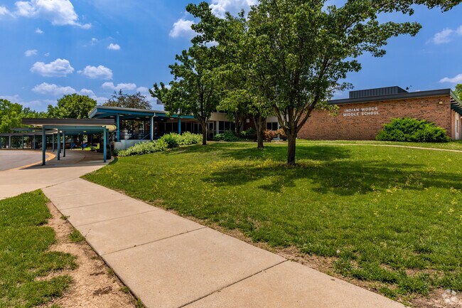 Indian Woods Middle School in Pinehurst serves students in 7th and 8th grade.