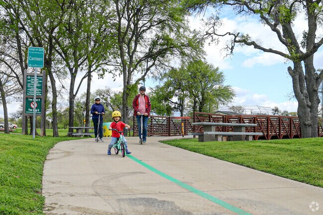 From morning runs to weekend bike rides, Carrollton’s trails are a favorite for residents who love staying active outdoors.