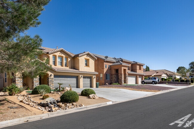 Rows of Spanish-influenced homes line Silver Lakes' streets.