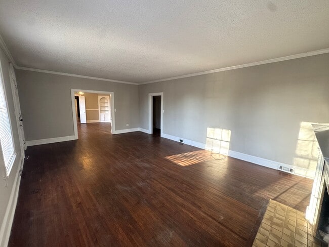 1020 Cherry Hills Ct, Athens, GA 30606 - photo 5