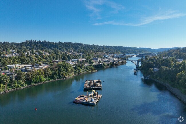 The Willamette River offers beautiful views of McLoughlin, a neighborhood rich with history.
