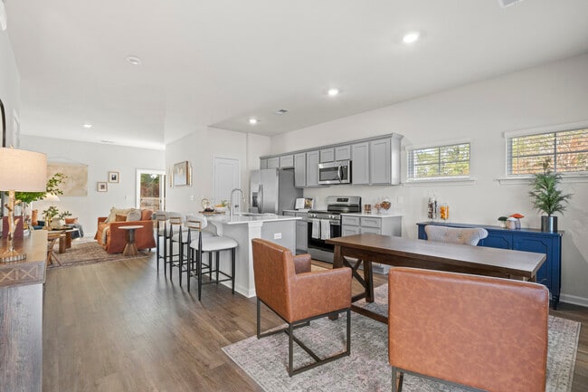 130 Simms Way, Hinesville, GA 31313 - photo 3