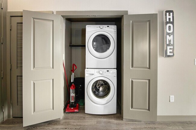 7216 Staffordshire Blvd unit ID1363982P, Houston, TX 77030 - photo 6