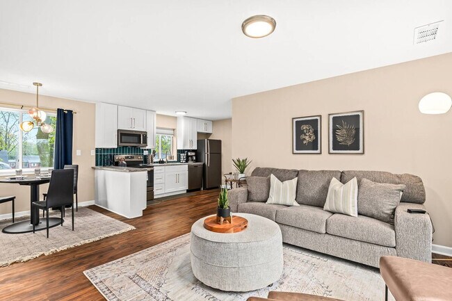 18435 Sharon Ln unit ID1032346P, Roseville, MI 48066 - photo 3