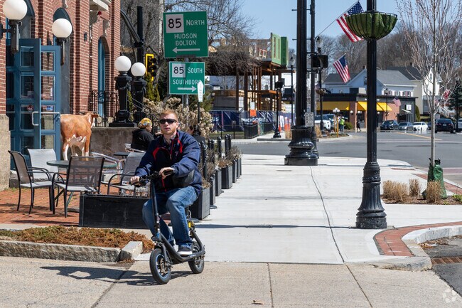 French Hill is easily accessible for all those who love to cycle.