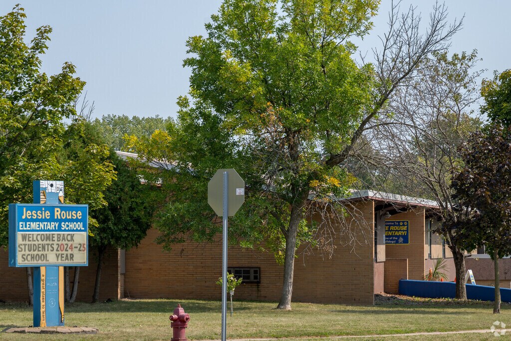 Jessie Rouse Elementary School has strong academic program and extra-curricular activities.