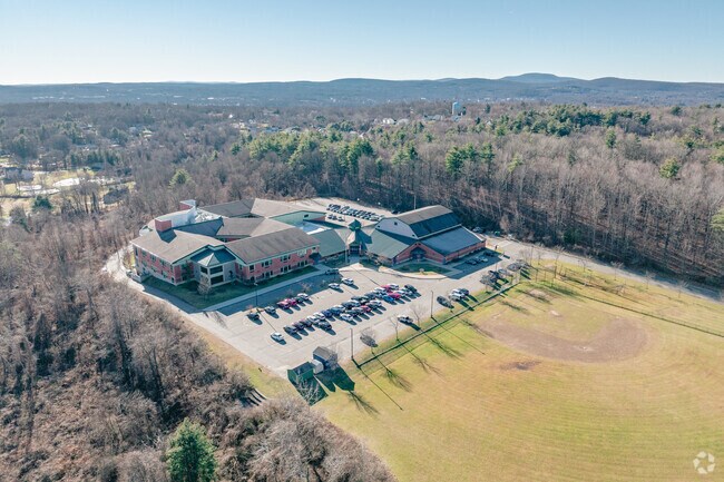 Sky View Middle School provides a well-rounded education and promotes academic excellence.