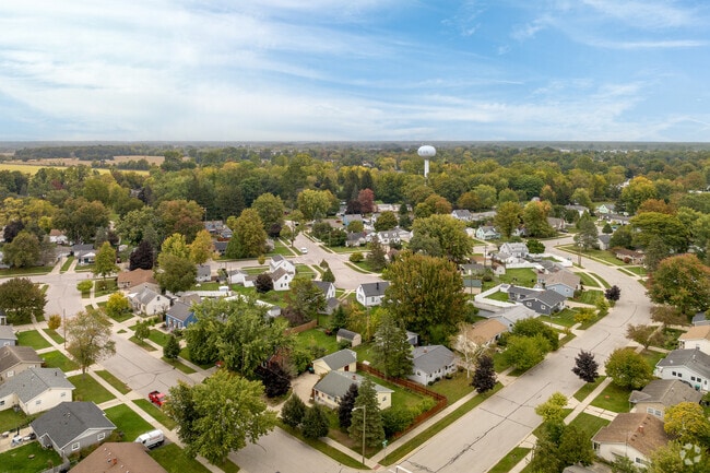 Milan is a peaceful neighborhood with small-town vibes and tons of character.