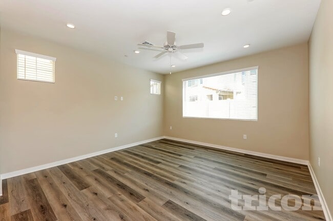 29409 Walnut Tree Way, Winchester, CA 92596 - photo 4