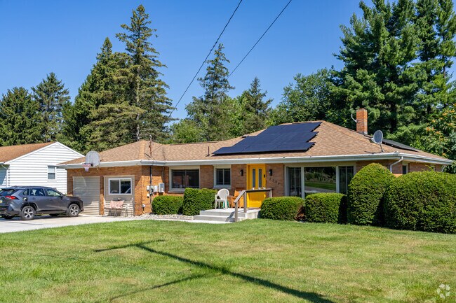 Many of the ranch homes found in northern Blackman feature attached garages.