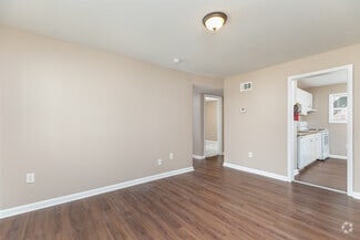 1350 Mayson Turner Rd NW, Atlanta, GA 30314